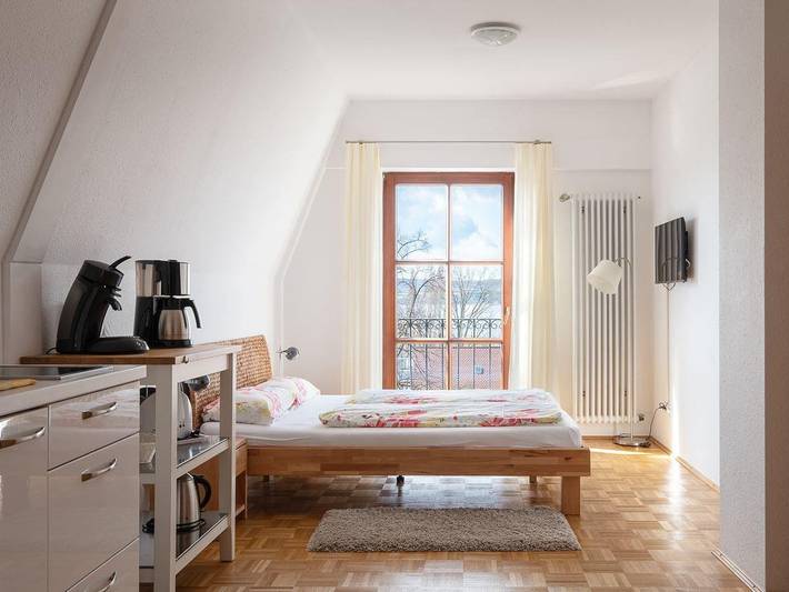 Ganzes Studio, Ferienhaus La Perla - "Apartment Seensucht" in Überlingen, Region Bodensee-Oberschwaben