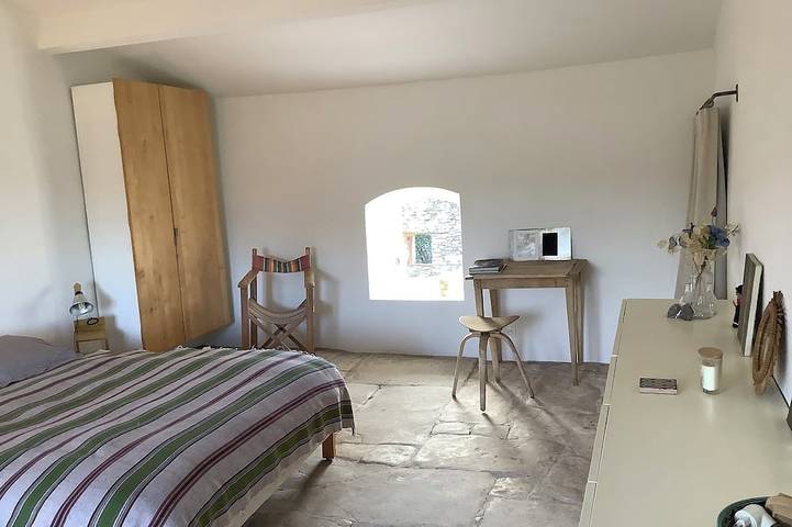 Charming country house, all comforts, pets welcome, 3 km from Ménerbes. in Ménerbes, Regionaler Naturpark Luberon