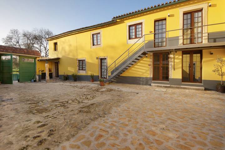 Room 'Quarto 4 Piso Superior - Quinta Df' with Mountain View, Wi-Fi and Air Conditioning in Eiras, Coimbra