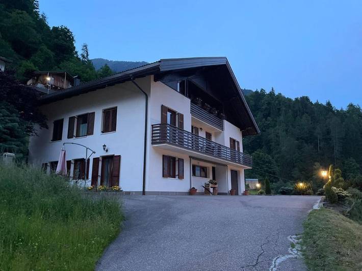 Gîte pour 4 personnes, avec vue et terrasse, animaux acceptés à Rabbi - 2