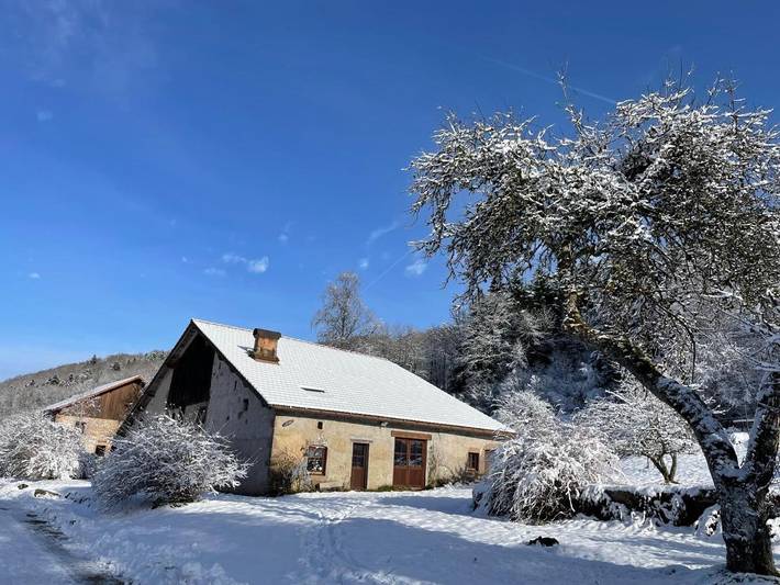 Location de vacances pour 2 personnes, avec vue et jardin à Tendon (Vosges)