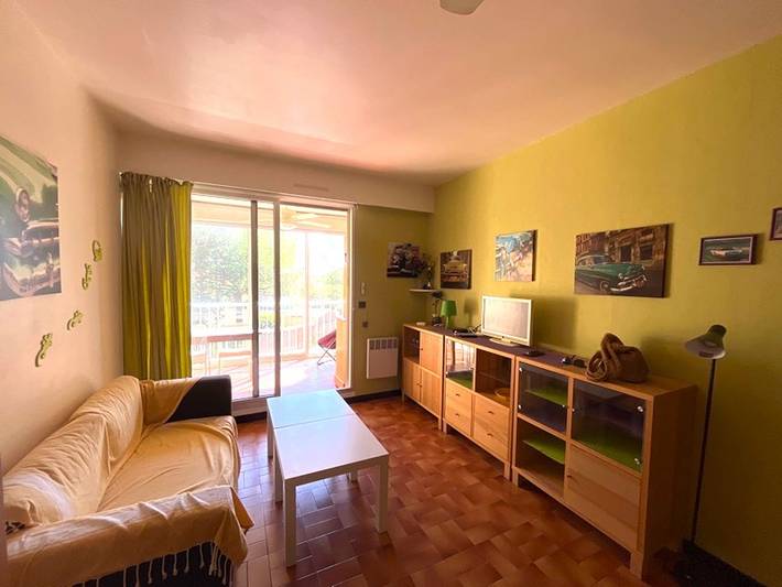Gîte pour 4 personnes, avec terrasse dans Plage de La Corniche - 2