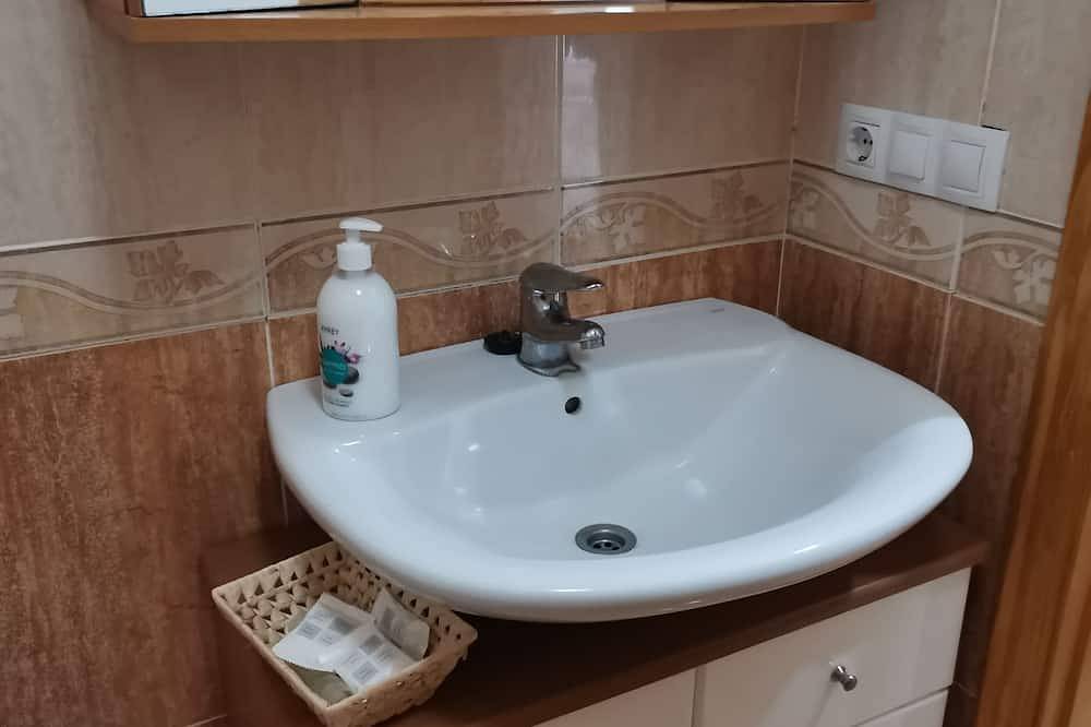 Ganze Wohnung, 2nd beach line. Cozy apartment in Mediterranean Moncofa in Moncofa, Costa del Azahar
