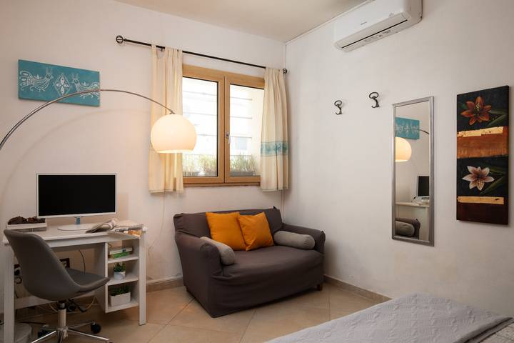 Appartamento intero, Iknos Suites by Wonderful Italy - Lily in Terranoa/Olbia, Olbia