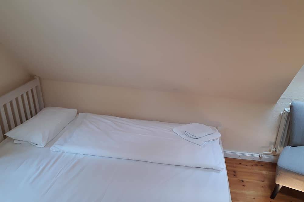 Ganze Wohnung, Urlaub auf dem Gutshof- kleine gemütliche Ferienwohnung in Ostseenähe in Waabs, Rendsburg-Eckernförde