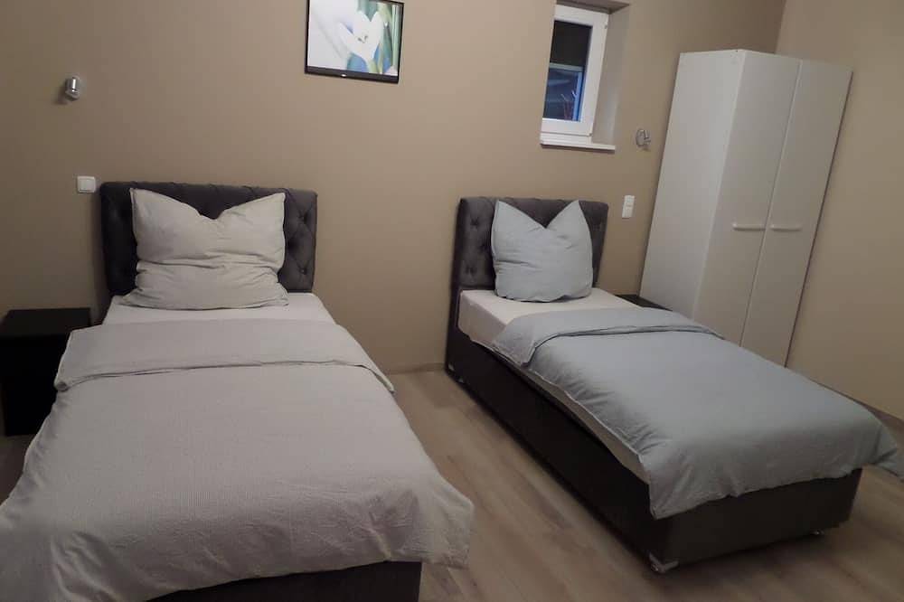 Ganze Wohnung, Appartement mit getrennten Betten in Erlenbach am Main, Fränkisches Weinland