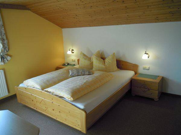 Ferienwohnung für 2 Personen, mit Terrasse und Garten - 1