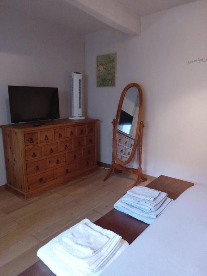 Double Room in Gallargues-le-Montueux, Côte méditerranéenne (France)