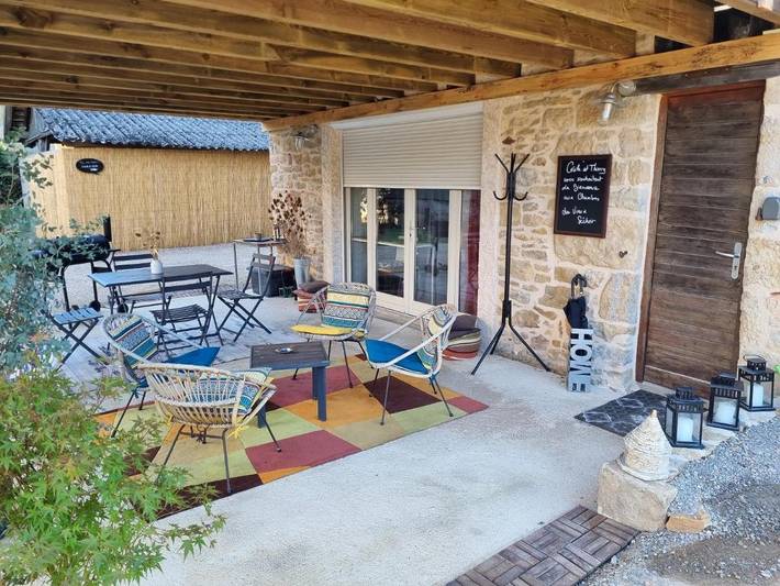 Location de vacances pour 4 personnes, avec jardin à Prudhomat - 2