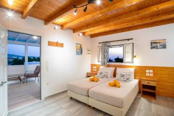 Gîte pour 2 personnes, avec terrasse dans Parikiá
