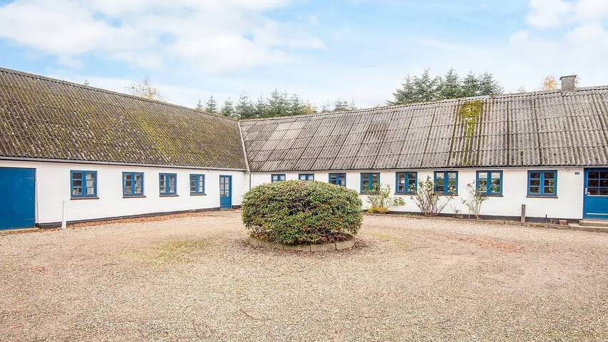 Ferienhaus für 15 Personen, mit Terrasse und Sauna sowie Whirlpool und Pool in St. Sjørup