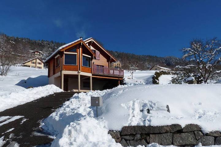 Chalet pour 6 personnes, avec jardin et terrasse à Basse-sur-le-Rupt