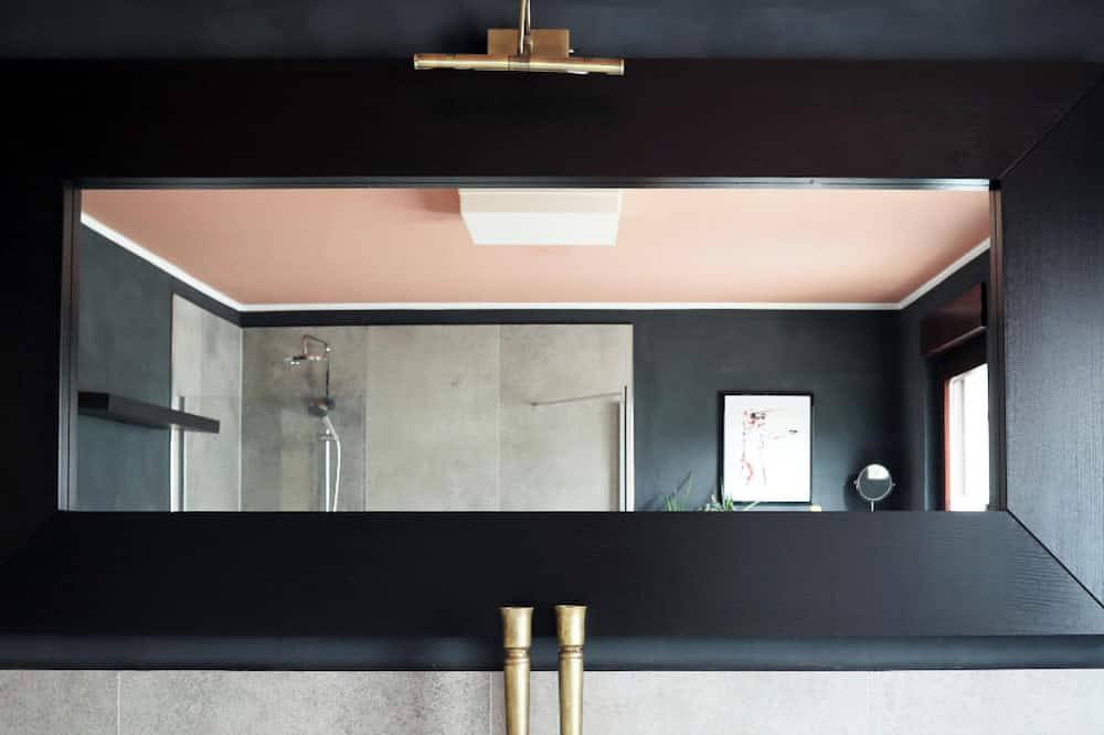 Natur-Ferien-Haus Klein Rosenburg 120qm, Kamin, 100Mbit Wlan, eingezäunt. Garten in Barby, Elbe-Börde-Heide