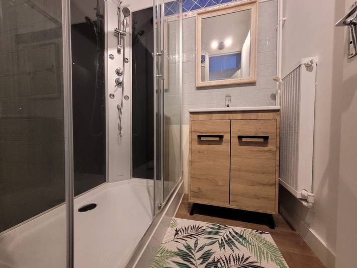Entire apartment, Renovated Studio 34m², balcony, fiber, 300m from slopes, 4 pers in Pra-Loup, Uvernet-Fours