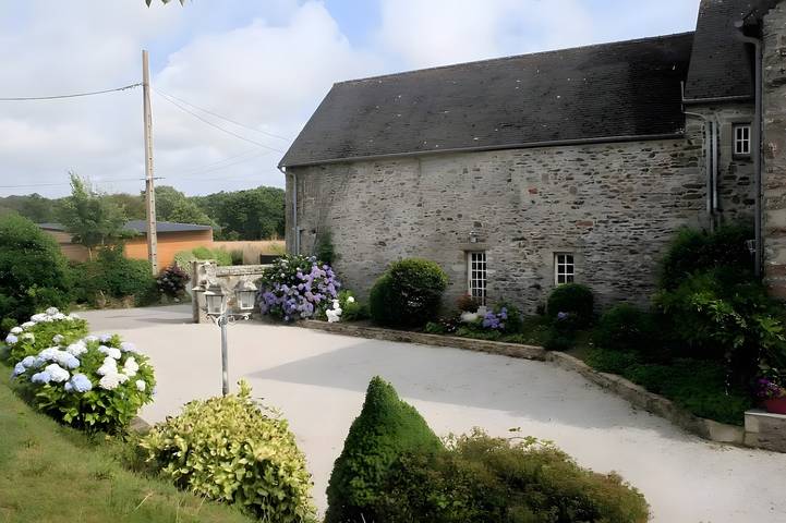 Chambre d’hôtes « Chambre Rose » avec terrasse et jardin partagés, Wi-Fi in La Hague, Côte de la Déroute