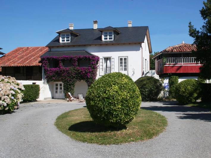 Chalet para 16 personas, con Jardín y Piscina en Eo-Navia