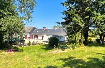 Gîte pour 6 personnes, avec terrasse et jardin dans Ombrée-d'Anjou