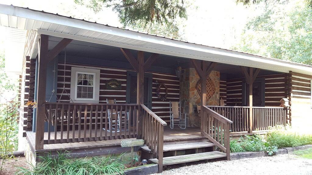 Gemütliche Hütte In Ausläufern Von North Carolina in Surry County