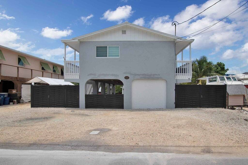 Beautiful Family Big Pine Retreat! Short drive to Key West! in Big Pine Key, Lower Keys