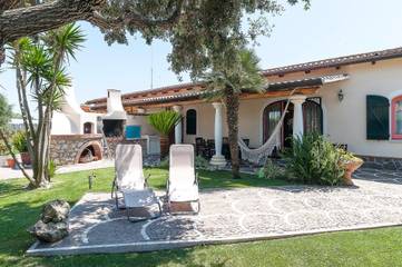 Agriturismo per 6 Persone in Mezzomonte (Latina), Agro Pontino, Foto 1