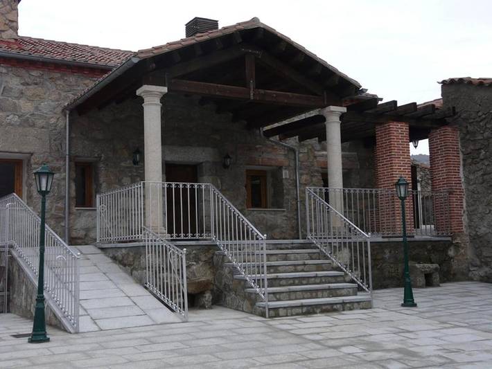 Casa rural para 11 personas, con piscina y terraza, Se admiten mascotas en Comarca de Ávila - 4