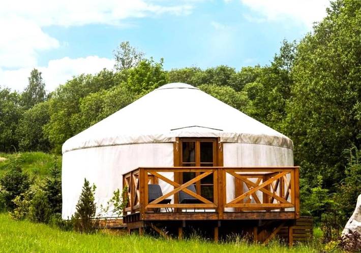 Namiot dla 5 osób, z sauna i ogród oraz widok w Sienna Czarna Góra