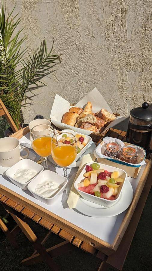 Gîte pour 2 personnes, avec jacuzzi et jardin ainsi que piscine et terrasse à Saint-Andiol - 4