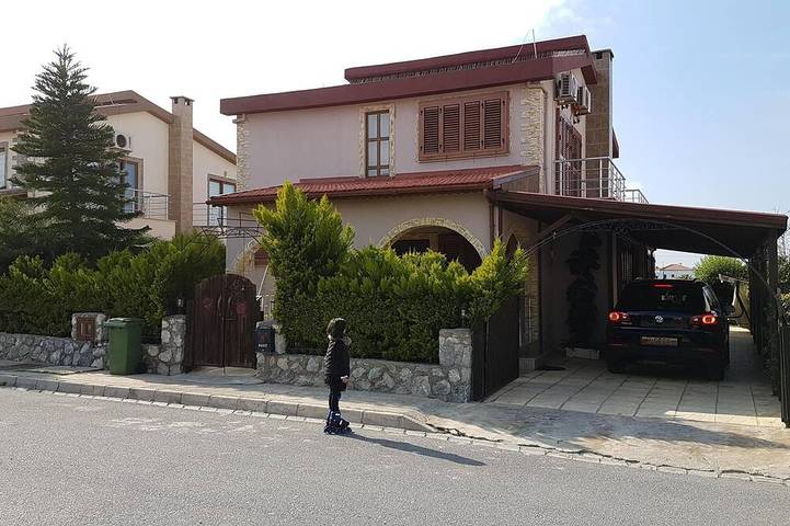 Villa for 4 people, with garden and balcony in Northern Cyprus