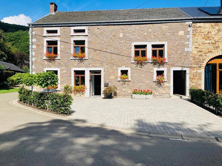 Location de vacances pour 4 personnes, avec jardin, animaux acceptés dans Mormont