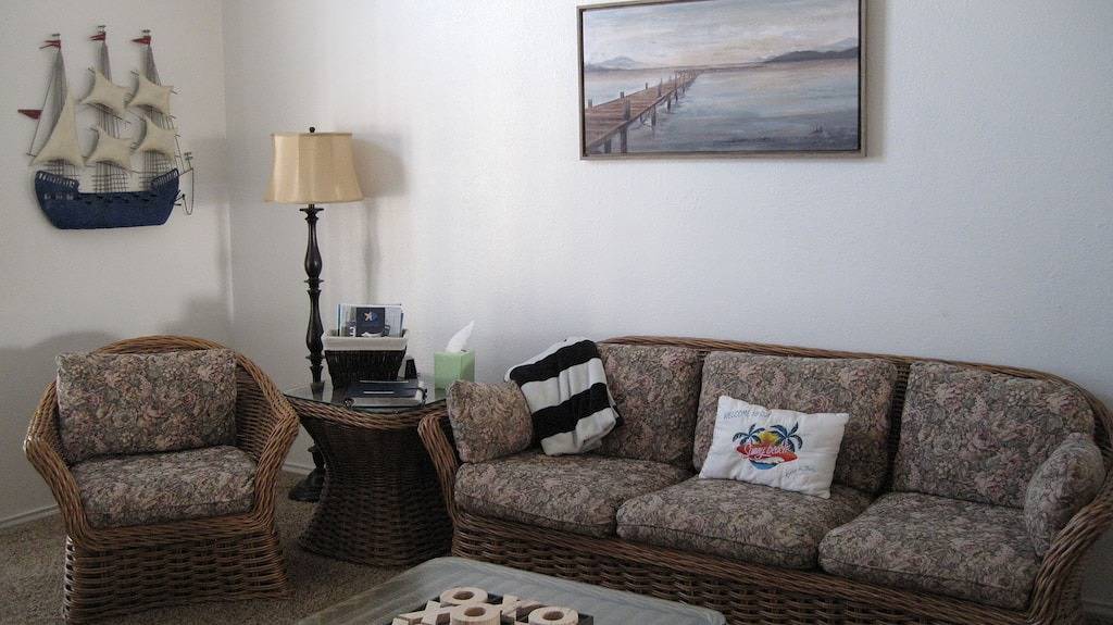 Ganze Wohnung, Padre Island Condo, W / Beach nur einen kurzen Spaziergang entfernt - viele Annehmlichkeiten! in North Padre Island, Corpus Christi