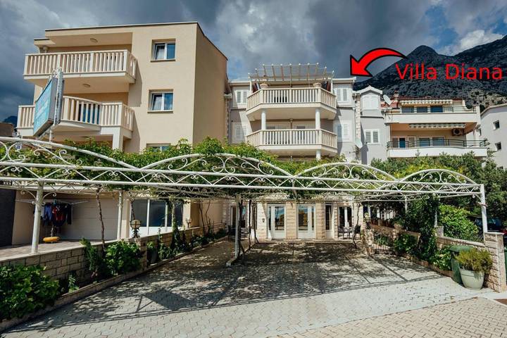 Maison d’hôte pour 3 personnes, avec vue et terrasse à Makarska