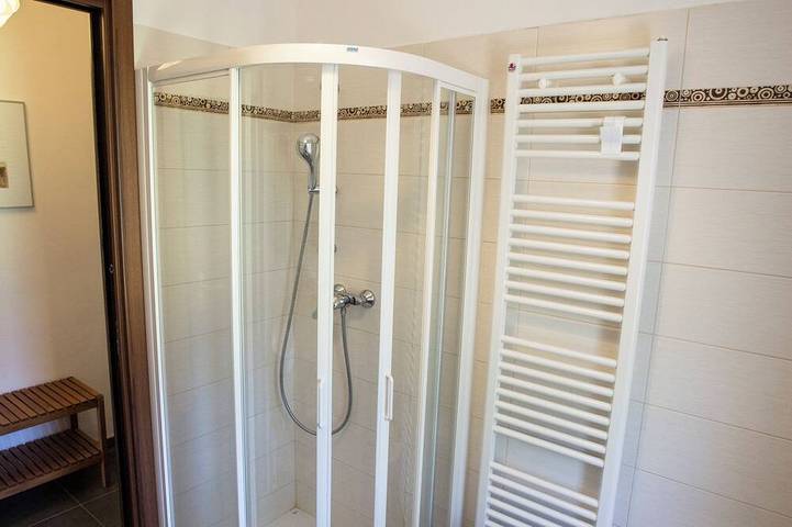 Nearby hospital, 10 minutes from Mondovi Piazza. Suitable for families. in Mondovì, Province de Coni