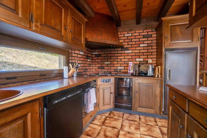 Gîte pour 8 personnes, avec Balcon et Balcon/Terrasse ainsi que Terrasse et Jardin à Gryon - 2