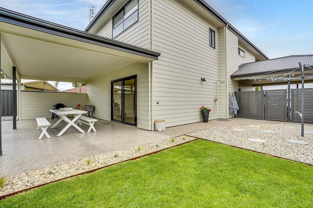 Holiday Home for 10 People in Victor Harbor, South Australia
