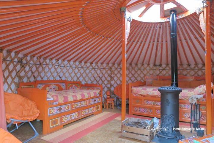 Maison d'hôtes et Campement Mariposa in Lanne-en-Barétous, Béarn