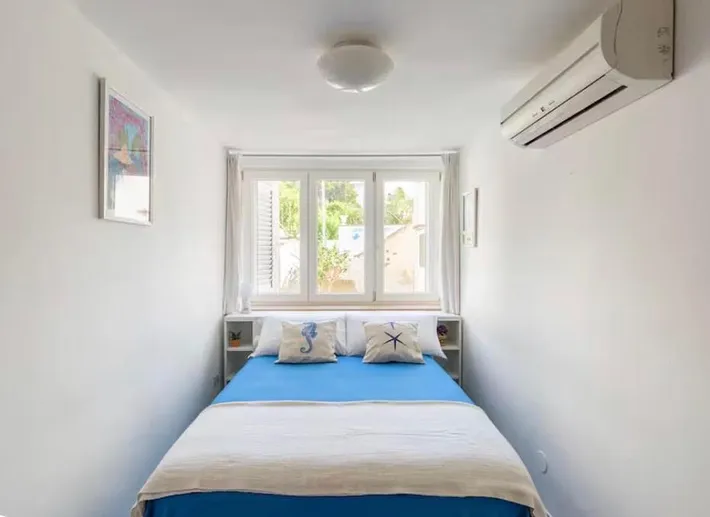 Bed and breakfast per 4 persone, con terrazza - 1
