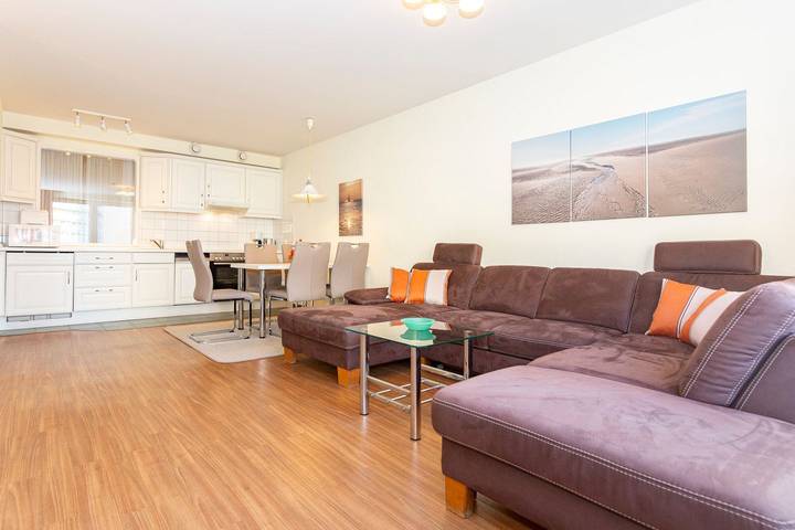 Ferienwohnung für 4 Personen, mit Sauna und Whirlpool sowie Balkon in Döse - 4