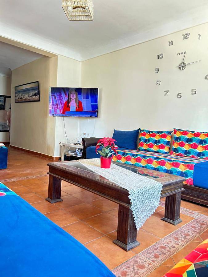 Gîte pour 7 personnes, avec jardin ainsi que vue et piscine dans Marina Smir - 3