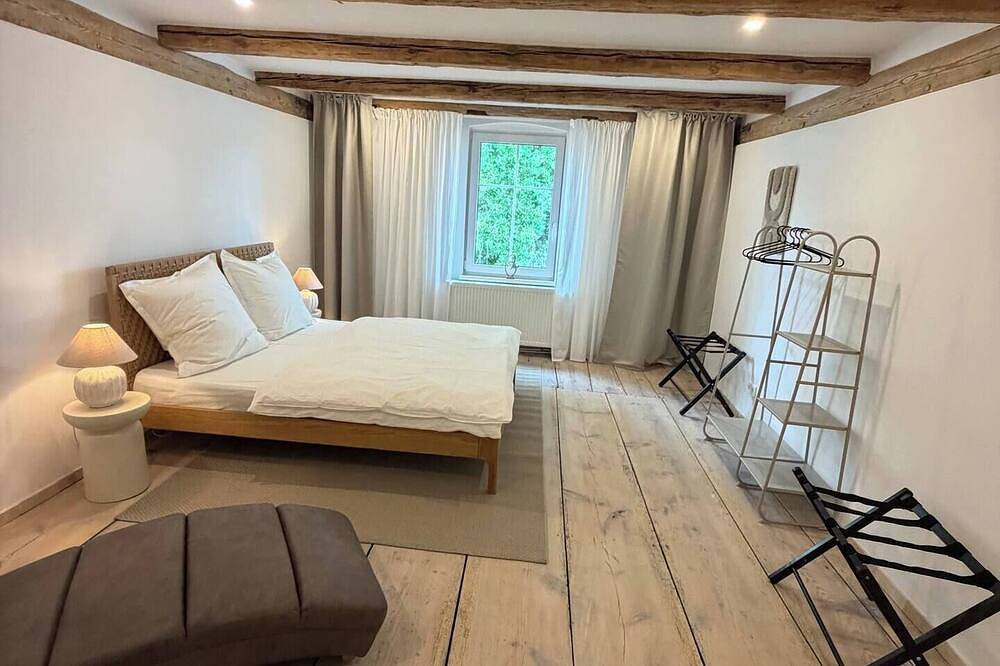Altes Lehmhaus Löwenberg | 14 Personen | Bbq | Sauna | Garten in Löwenberger Land, Ruppiner Seenland
