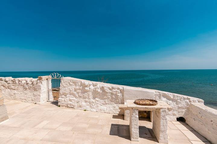 Gîte pour 2 personnes, avec jardin à Trani - 4