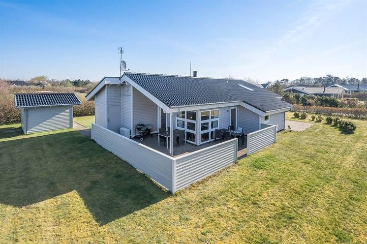 Ferienhaus für 8 Personen, mit Terrasse und Sauna - 1