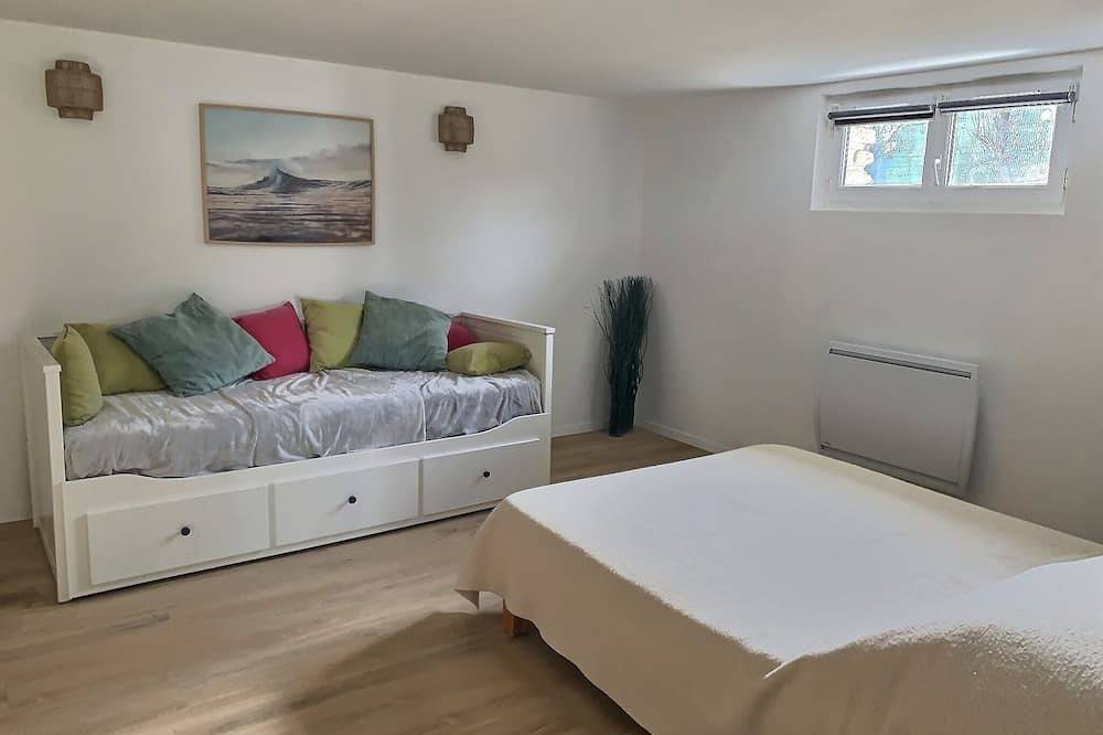 Villa de la plage, front de mer, plage du débarquement, Calvados, Normandie Juno in Bernières-sur-Mer, Région de Caen