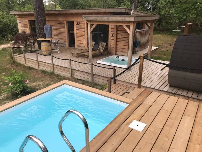 Gîte pour 2 personnes, avec piscine et jardin ainsi que jacuzzi et sauna à Thénac - 2