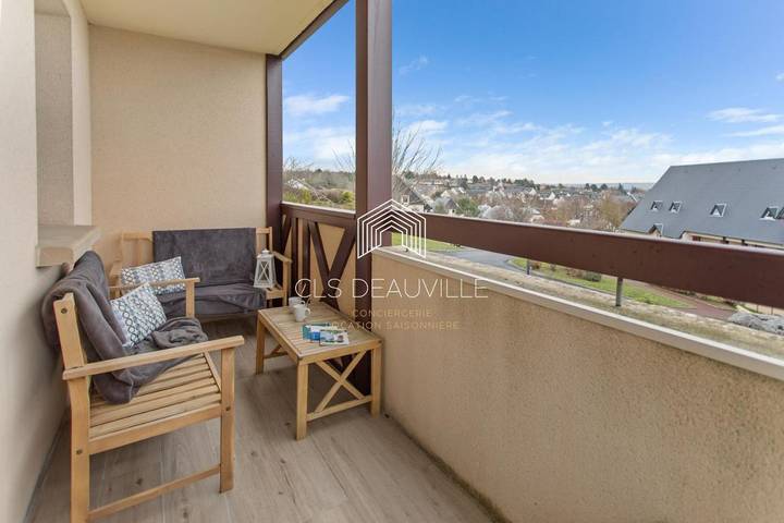 Gîte pour 4 personnes, avec piscine ainsi que jardin et vue à Touques - 3