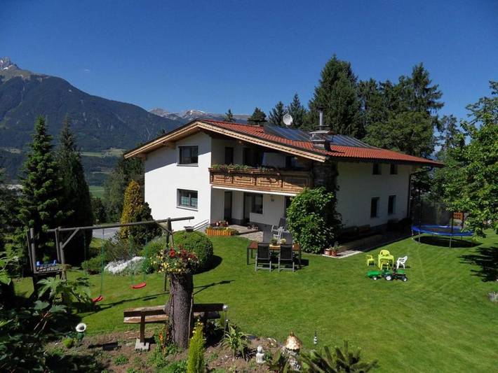 Appartement de vacances pour 5 personnes, avec jardin et vue