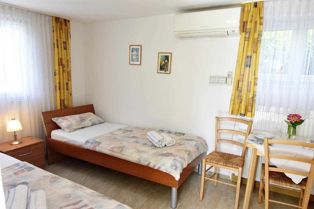 Apartamento vacacional entero, Lovely Apartment in Umag with Free Parking in Umag, Region de Umag
