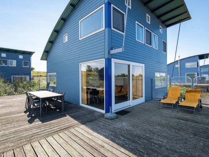 Ferienhaus für 6 Personen, mit Terrasse und Garten sowie Seeblick in Friesland - 4