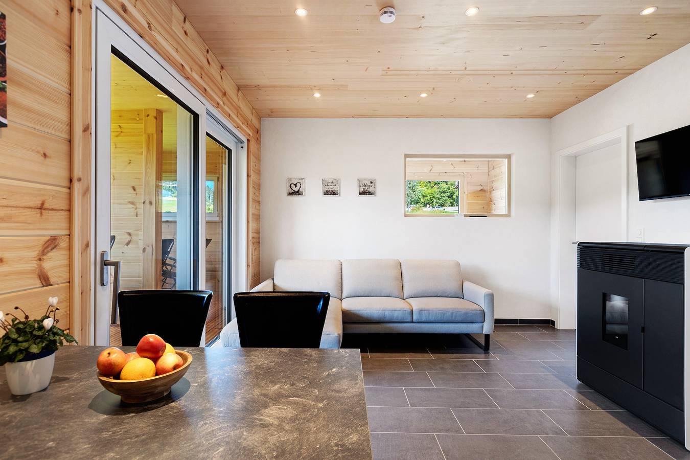 Mettmapark - Chalet 1 mit privatem Whirlpool und Sauna, inklusive Frühstück in Grafenhausen, Südschwarzwald
