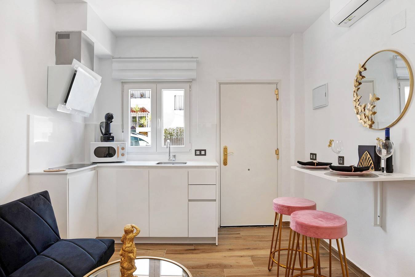 Apartamento entero, Apartamento 'Esencia Vejer' con piscina compartida, Wi-Fi y aire acondicionado in Vejer de la Frontera, Costa de la Luz