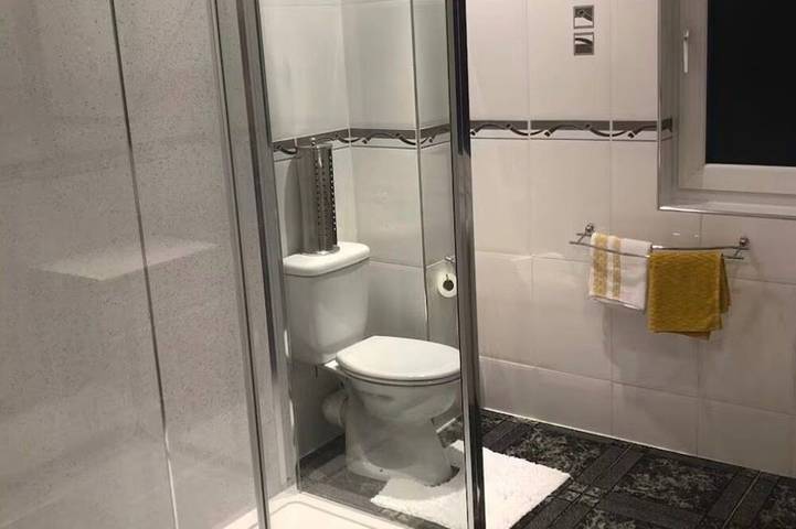 Ganze Wohnung, Apartment Sleeps 3 with Wifi in Loch Lomond, West Dunbartonshire